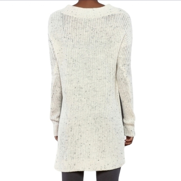 𝅺elan Hi/Low Vneck Sweater NWOT - Picture 2 of 8